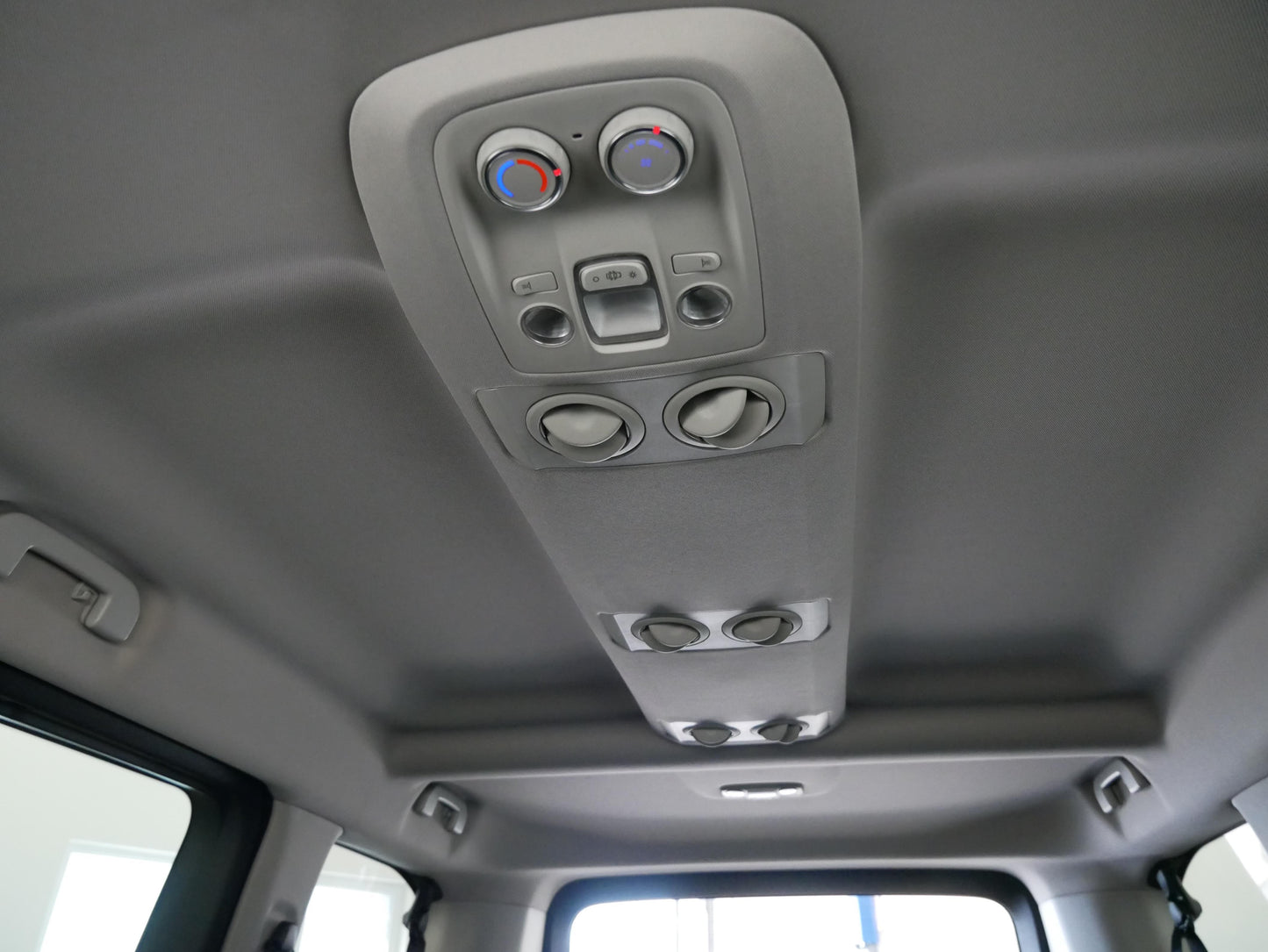 Citroën SpaceTourer 2.0BlueHDI 130 kW Feel L2 EAT8