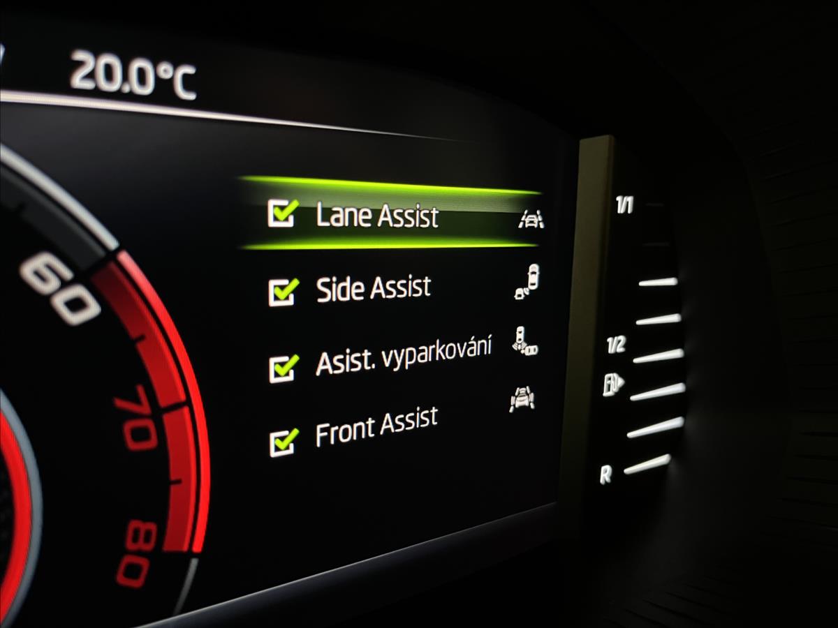 Škoda Scala 1.5 TSI Monte Carlo