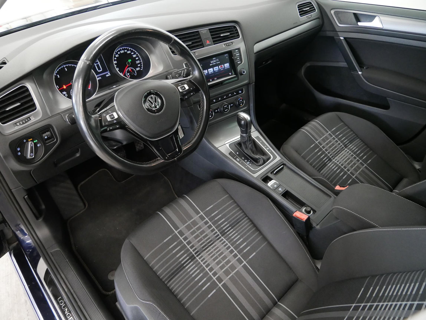 Volkswagen Golf 2.0TDI LOUNGE