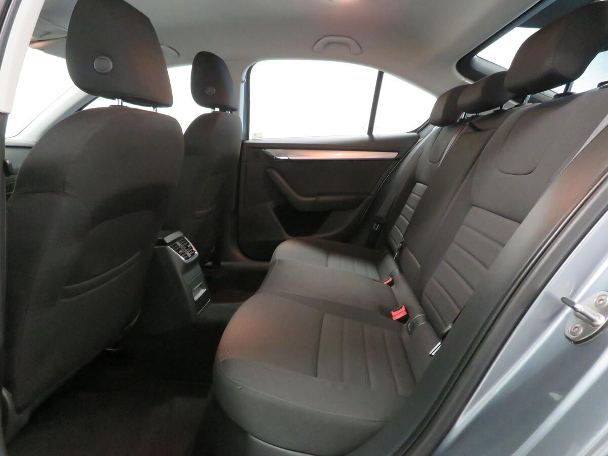 Škoda Octavia 1.8 TSI 132 kW Elegance