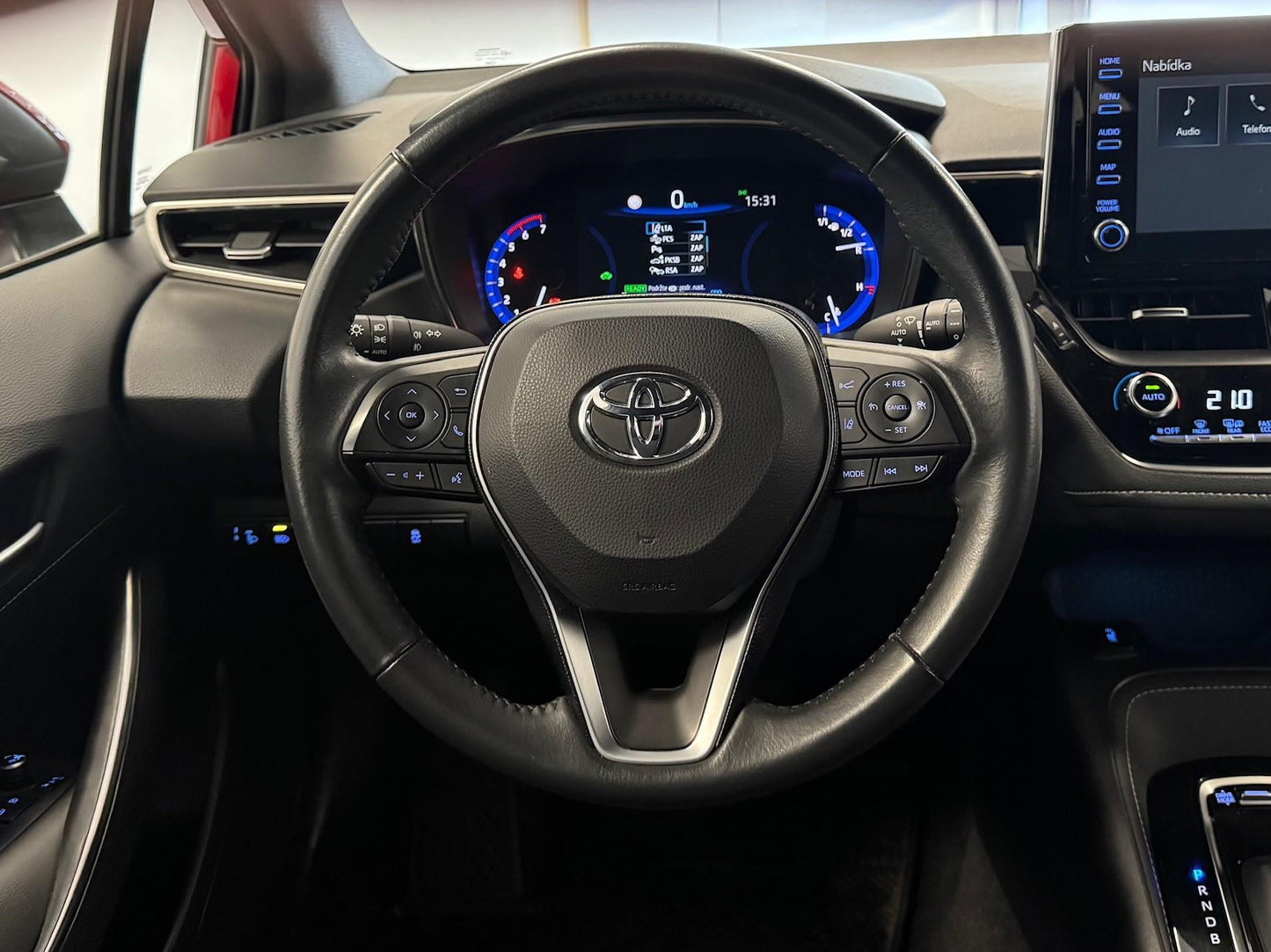 Toyota Corolla 1.8 e-CVT 72 kW Comfort Tech