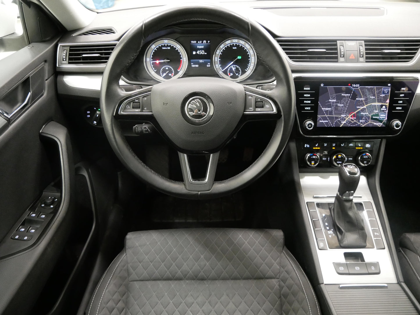 Škoda Superb 2.0 TDI 110 kW Ambiton Plus