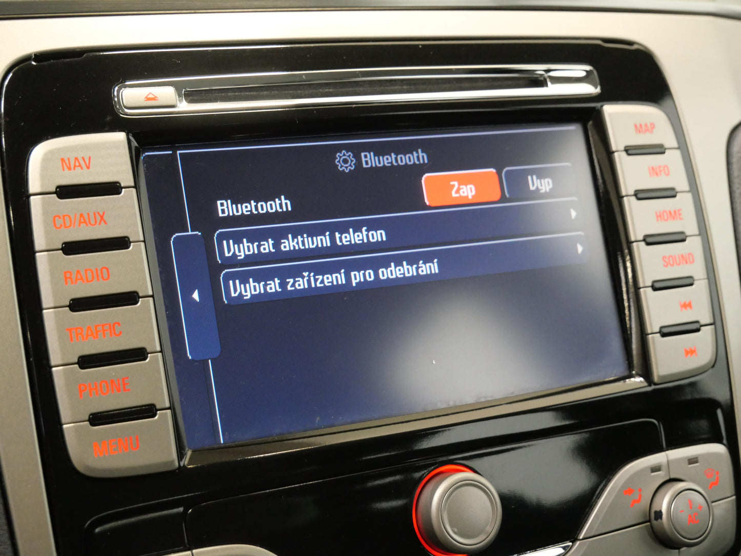 Ford S-MAX 2.2 TDCI 129 kW Titanium