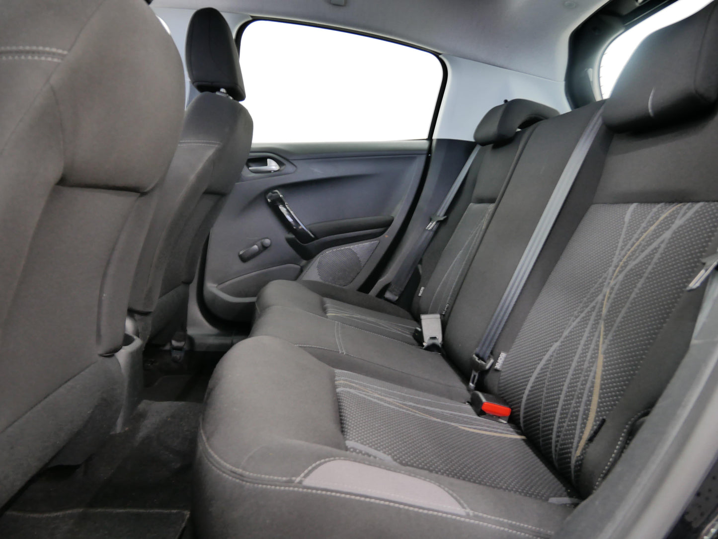 Peugeot 208 1.2 VTi 60 kW Active