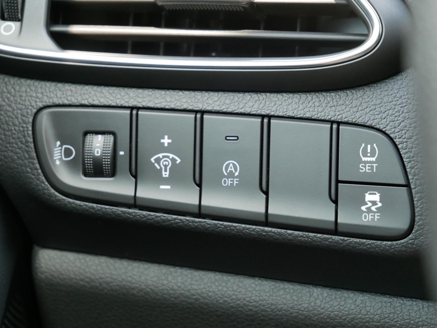 Hyundai i30 1.5 CVVT 81 kW Start +