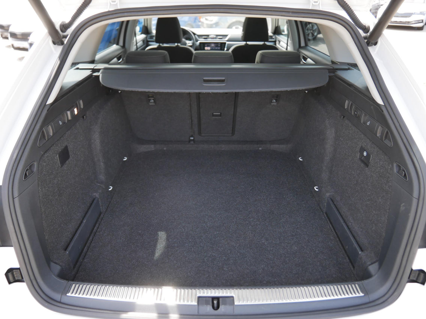 Škoda Superb 2.0 TDI 110 kW STYLE