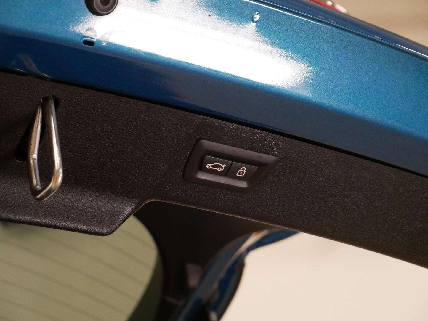 BMW X6 4.4 V8 423 kW M paket