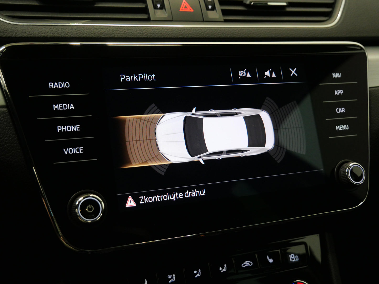 Škoda Superb 2.0 TDI 110 kW Ambition Plus