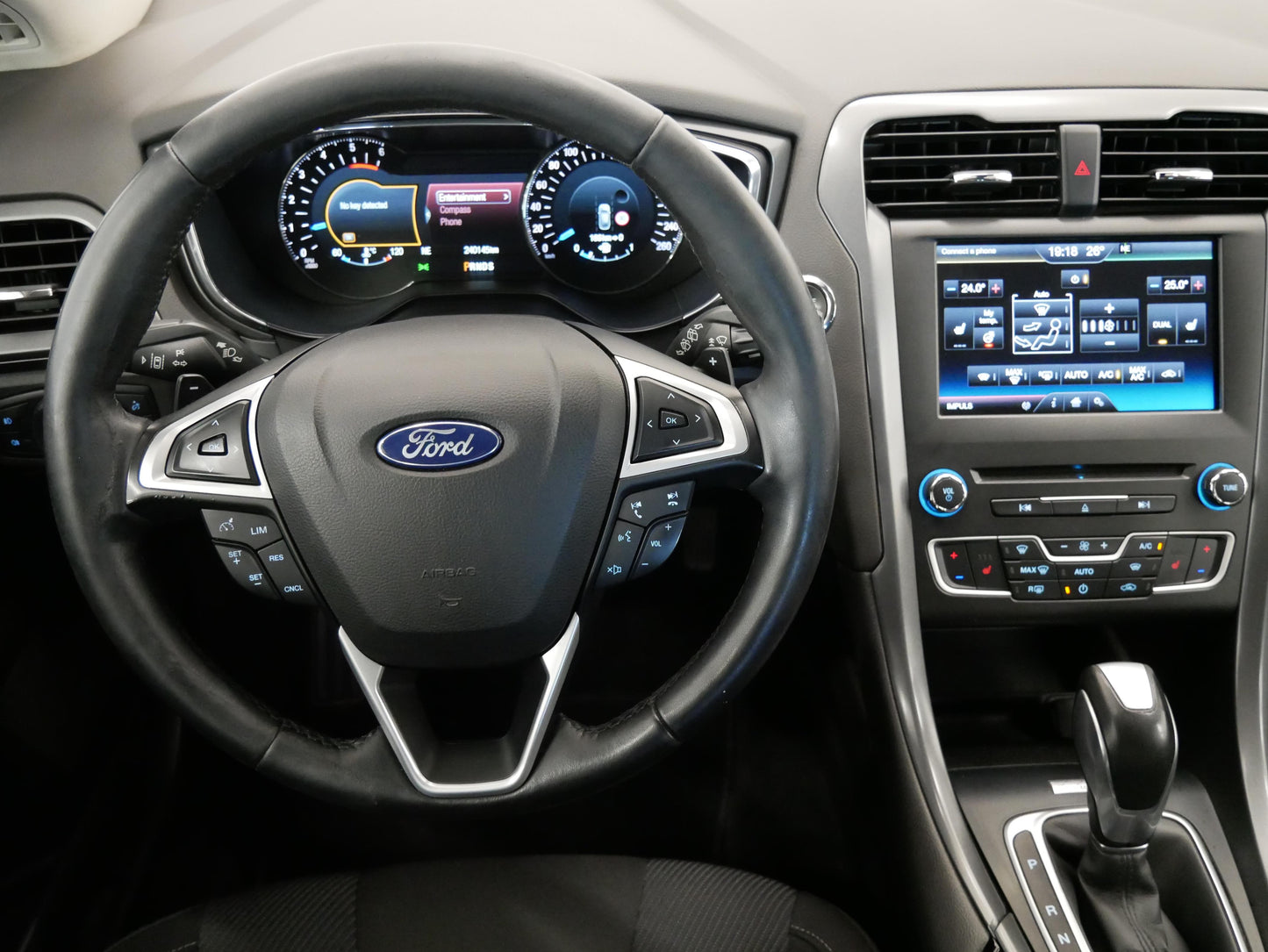 Ford Mondeo 2.0 TDCi 132 kW AT Titanium