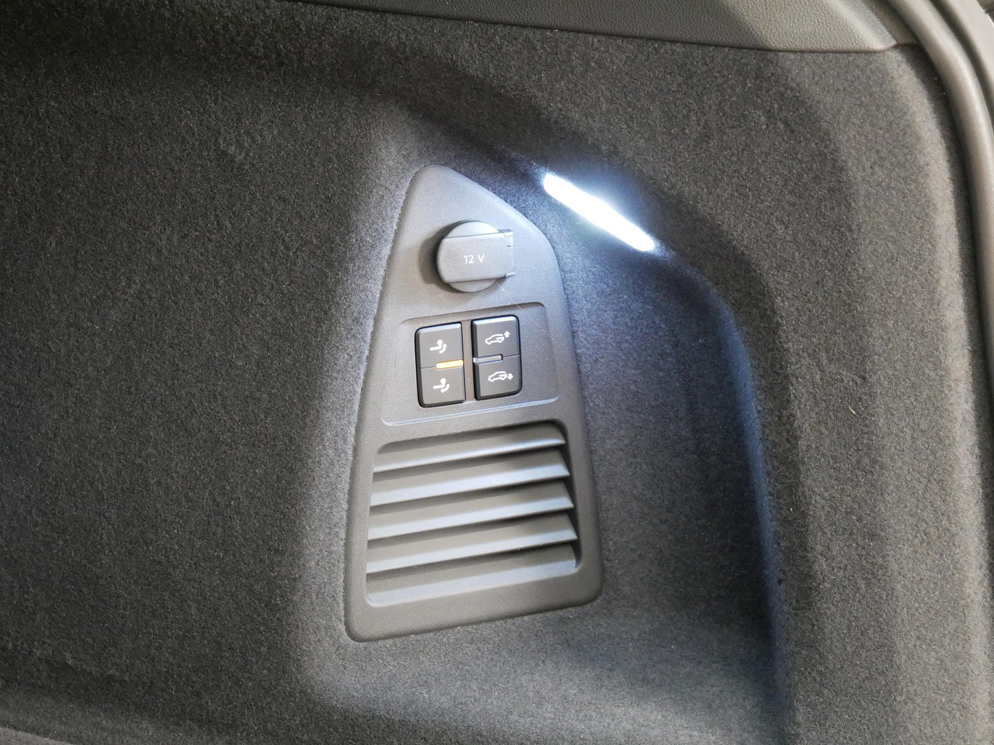 Volkswagen Touareg 4.0 TDI V8 310 kW R-Line