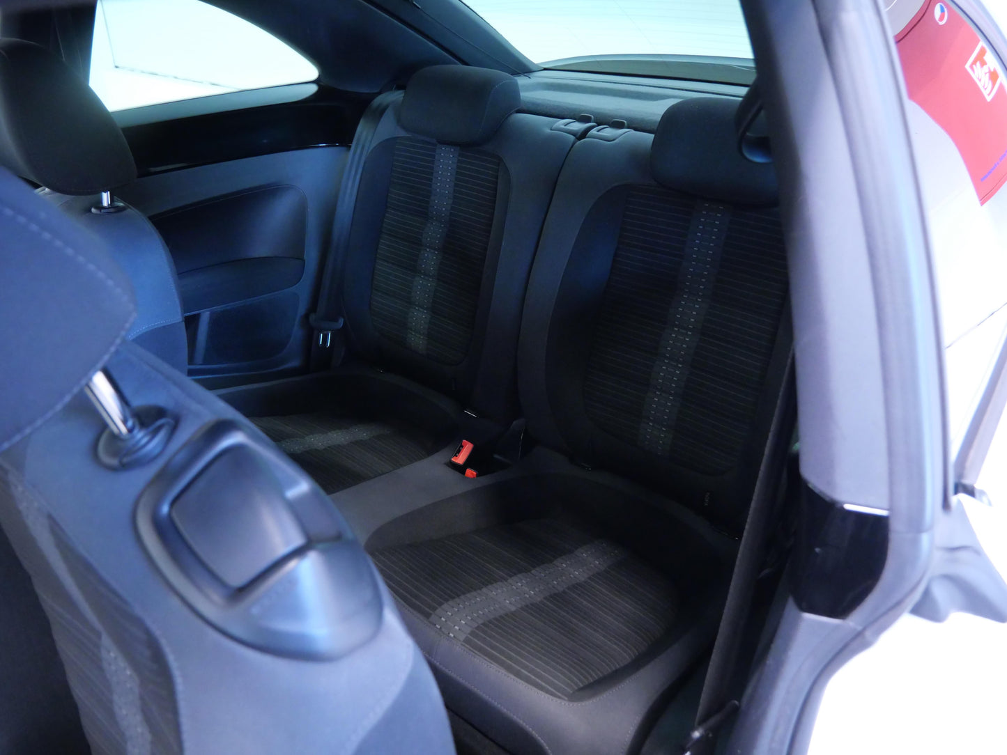 Volkswagen New Beetle 1.4 TSI 118 kW Sport