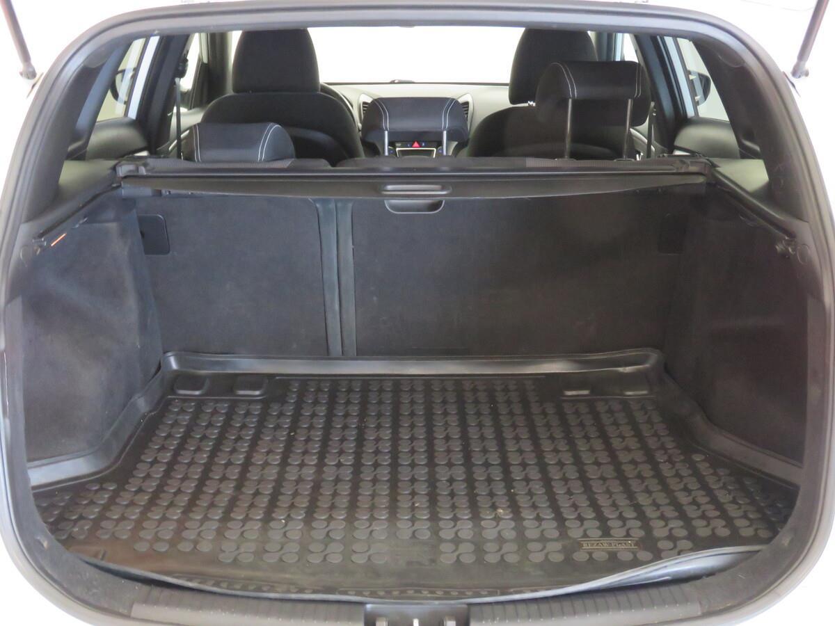 Hyundai i30 1.6 GDI 99KW Czech Edition