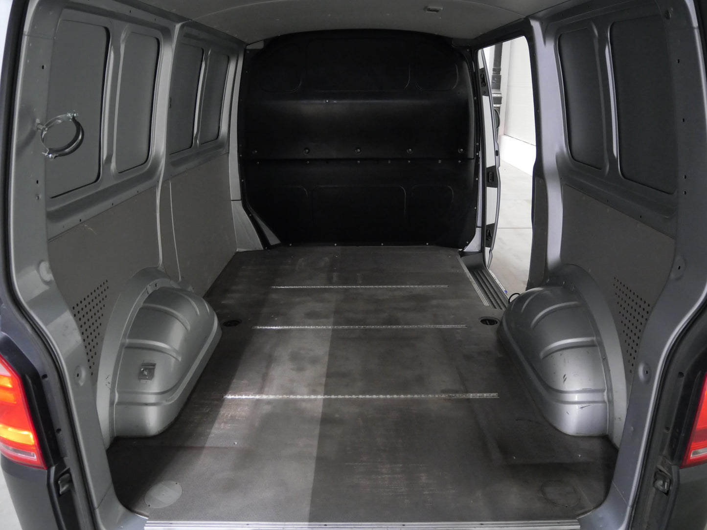 Volkswagen Transporter 2.0 TDI 75 kW KR