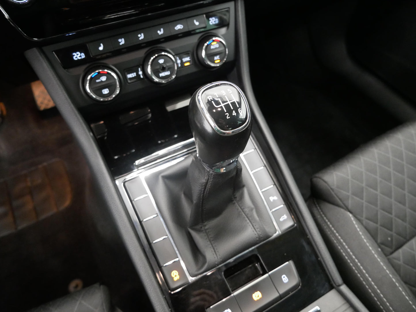 Škoda Superb 1.6 TDI 88 kW Style