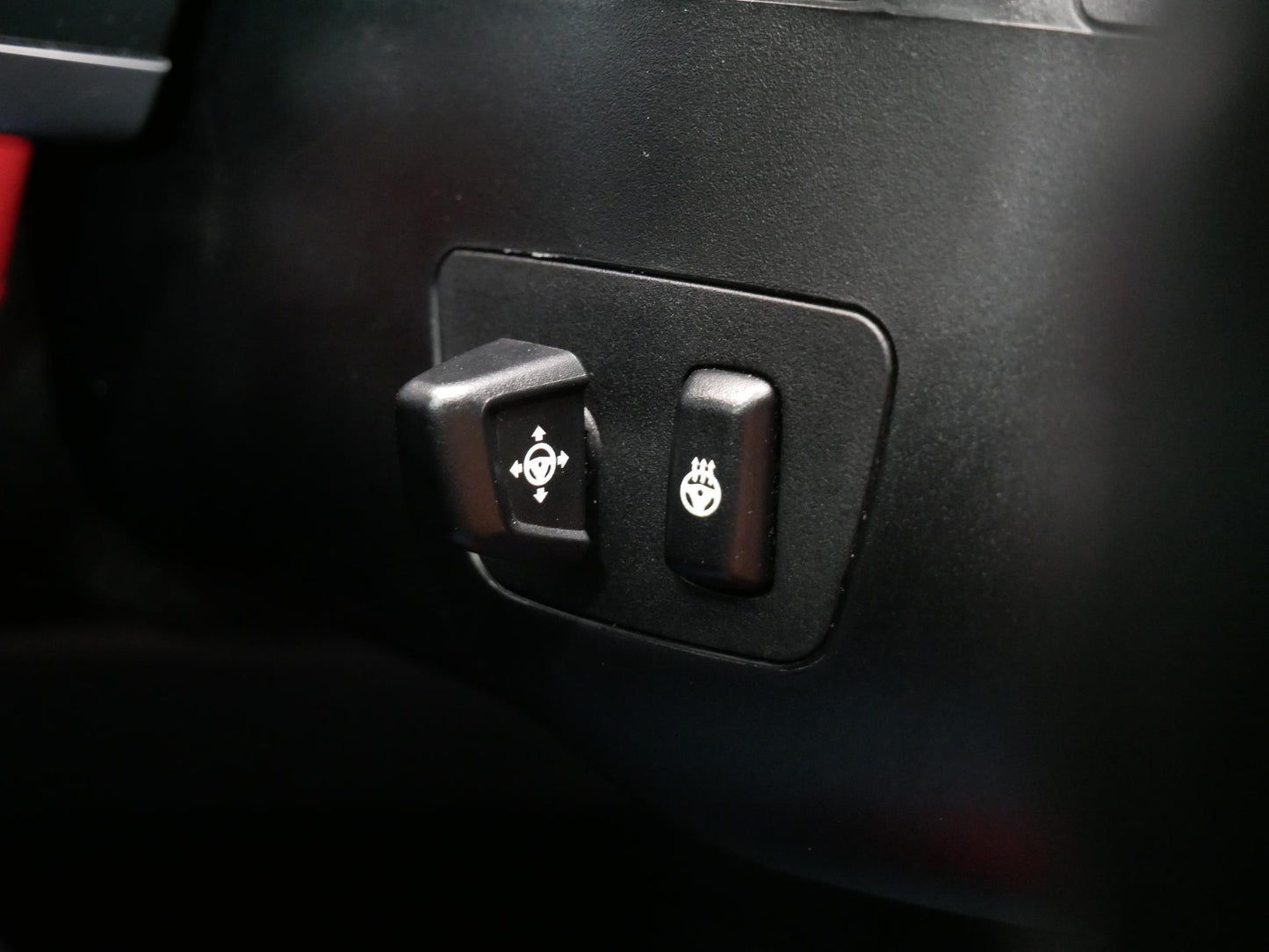 BMW X6 4.4 V8 423 kW M paket