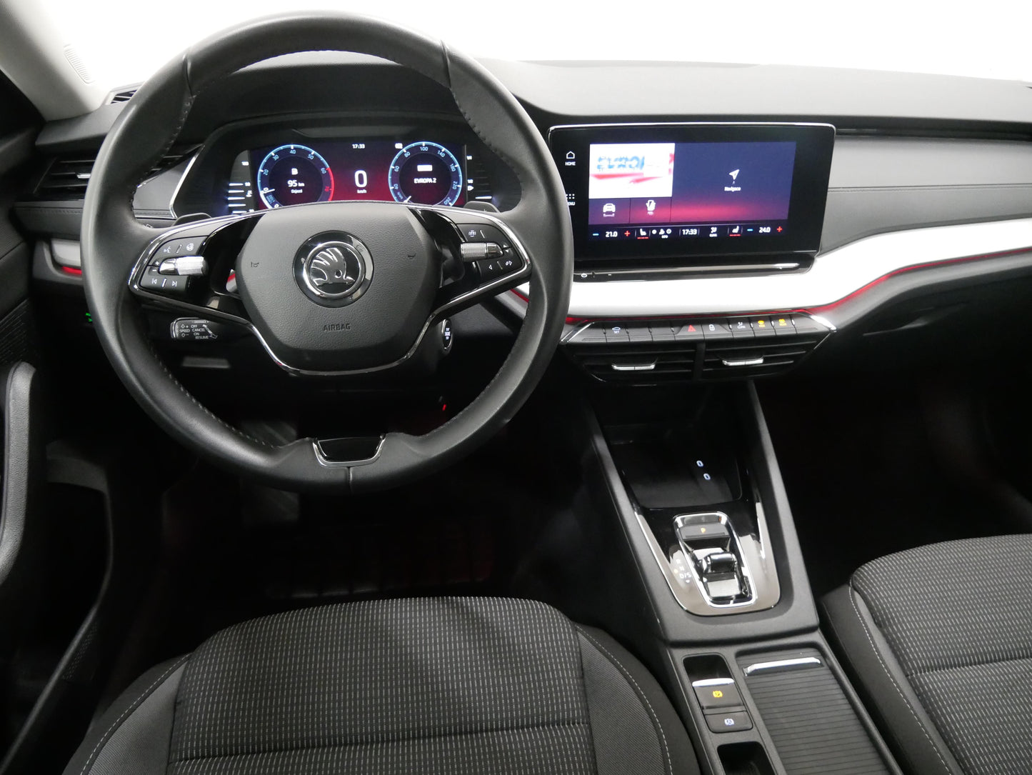 Škoda Octavia 1.5 TSI M-HEV 110 kW Ambition