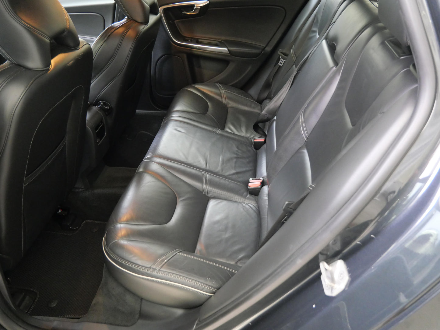 Volvo V60 D4 133 kW Drive-E Summum