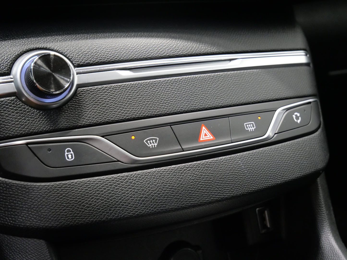 Peugeot 308 1.2 PureTech 96 kW Active