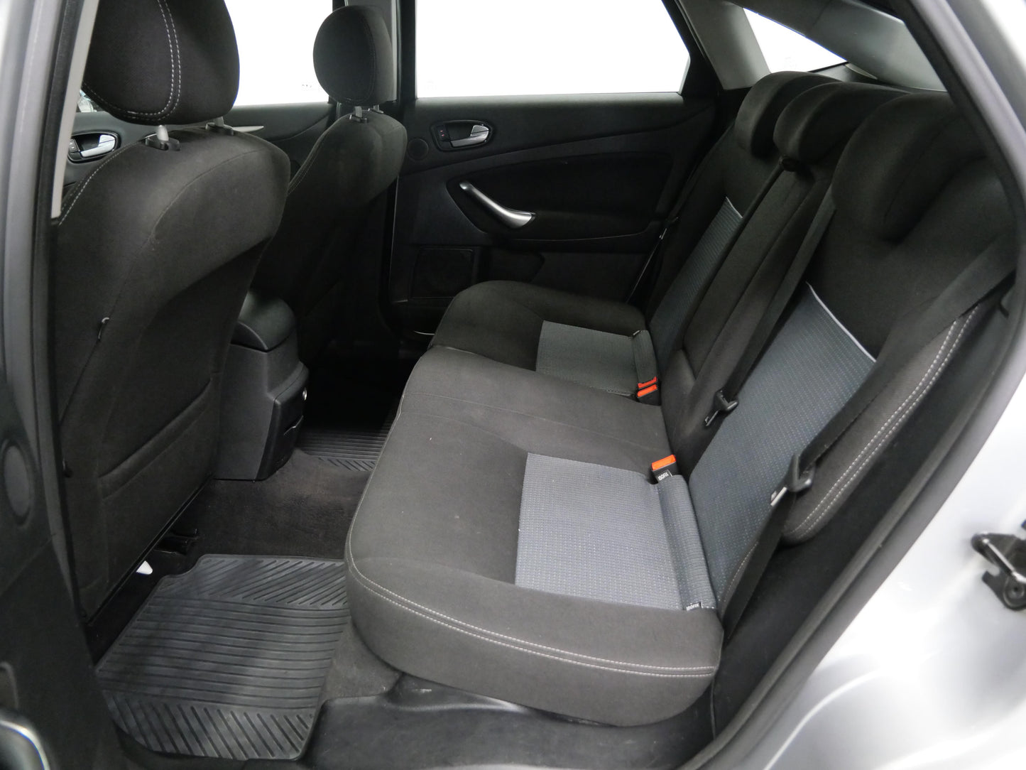 Ford Mondeo 1.8 TDCI 92 kW