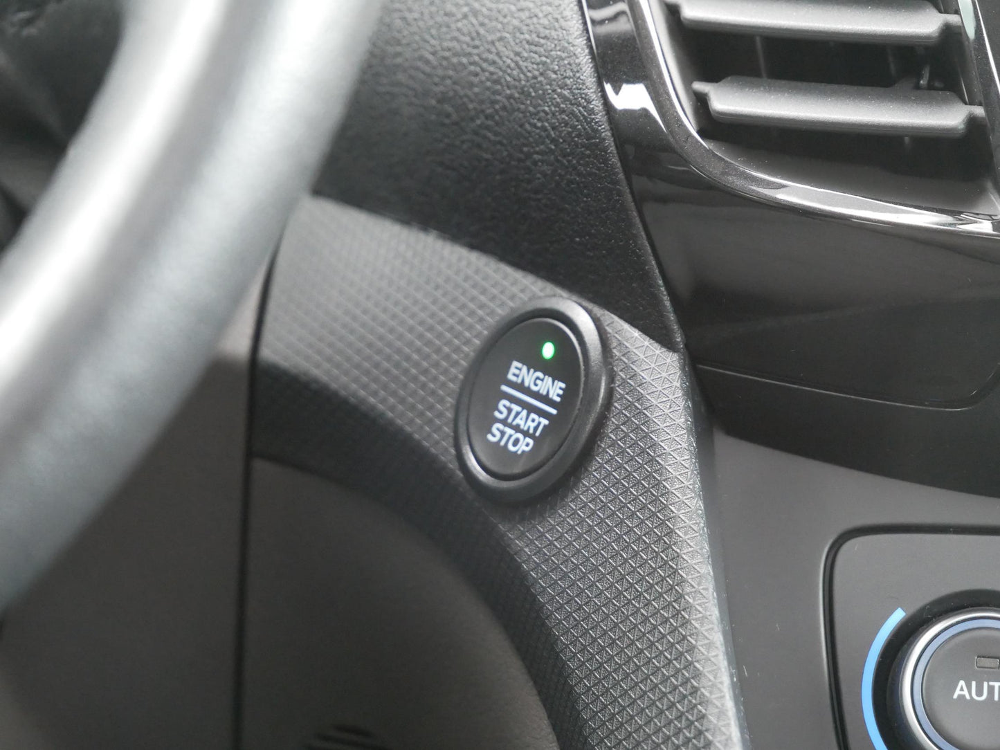 Ford Tourneo Connect 1.5 TDCi 88 kW Titanium