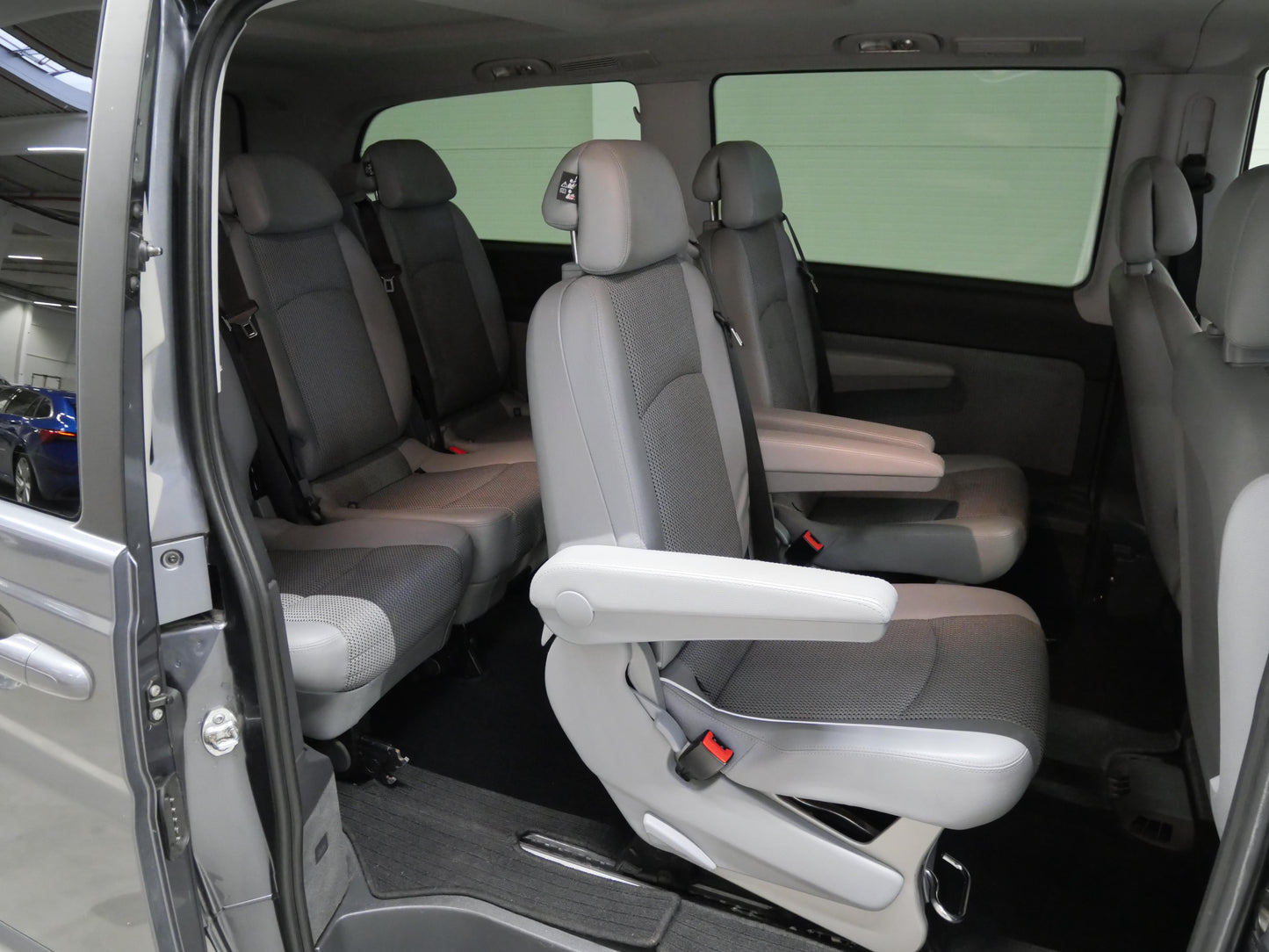 Mercedes-Benz Viano 3.0 CDI V6 165 kW