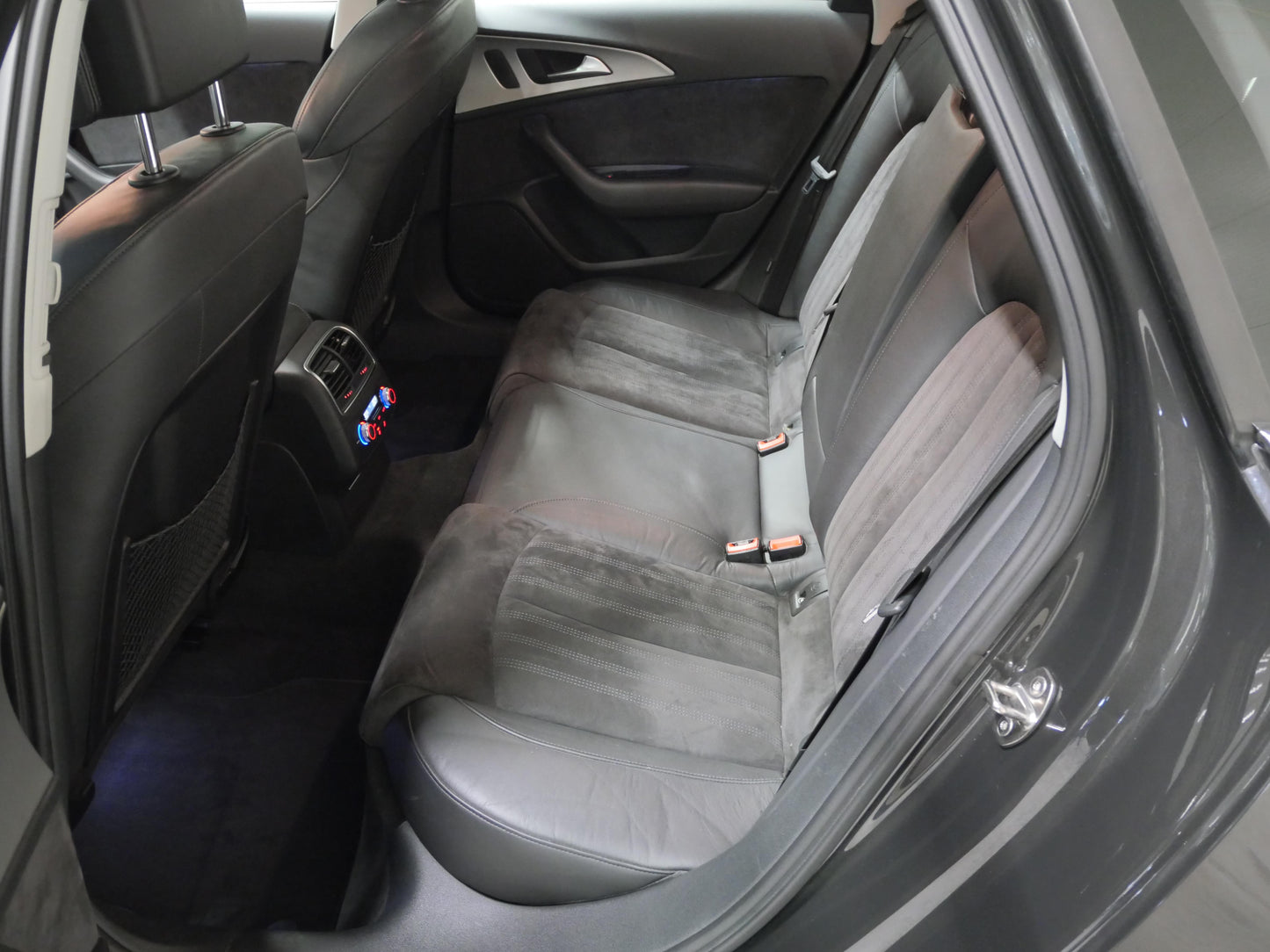 Audi A6 3.0 V6 TDI 180 kW quattro