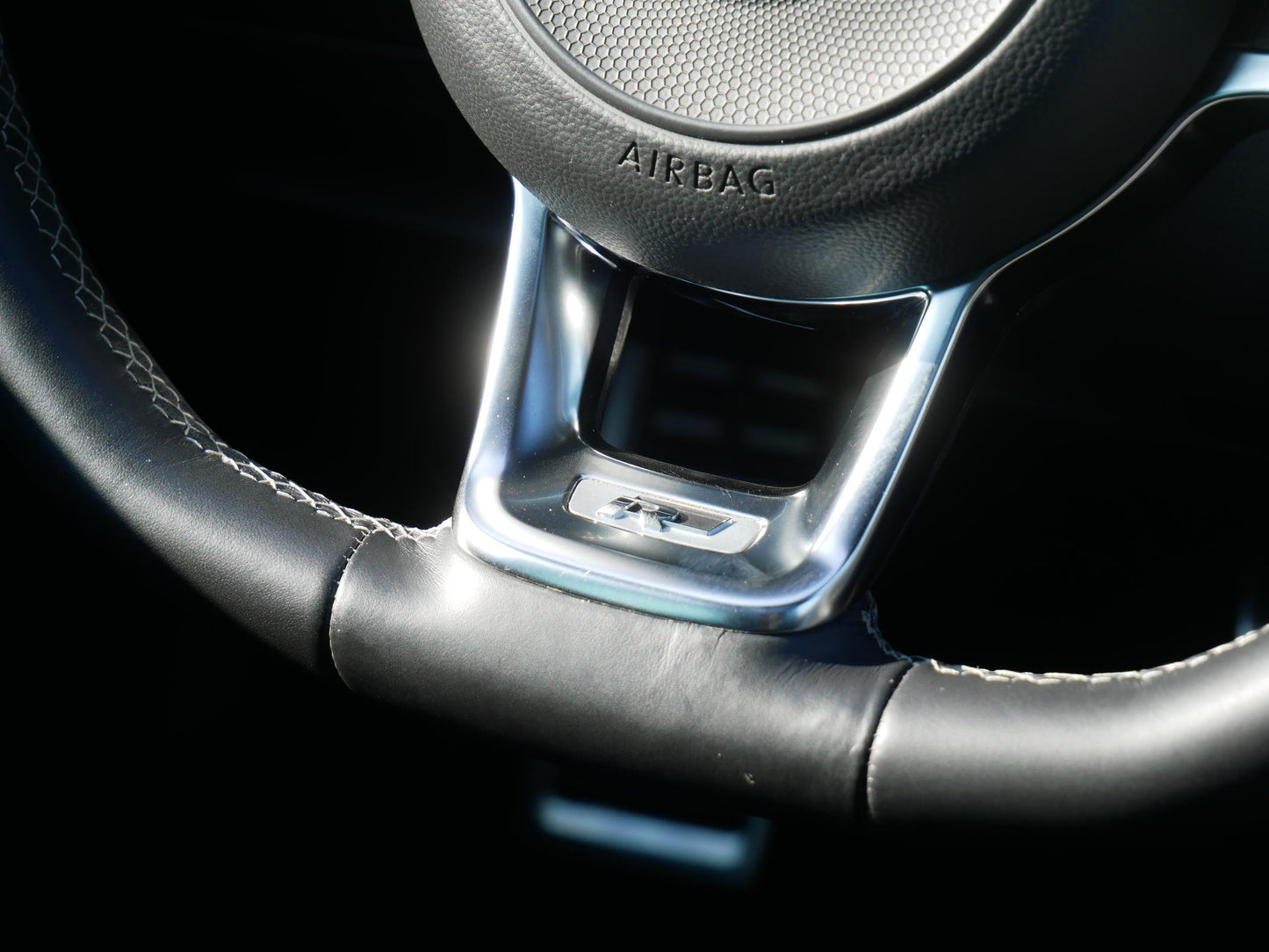 Volkswagen Passat 2.0 TSI 206 kW R-line