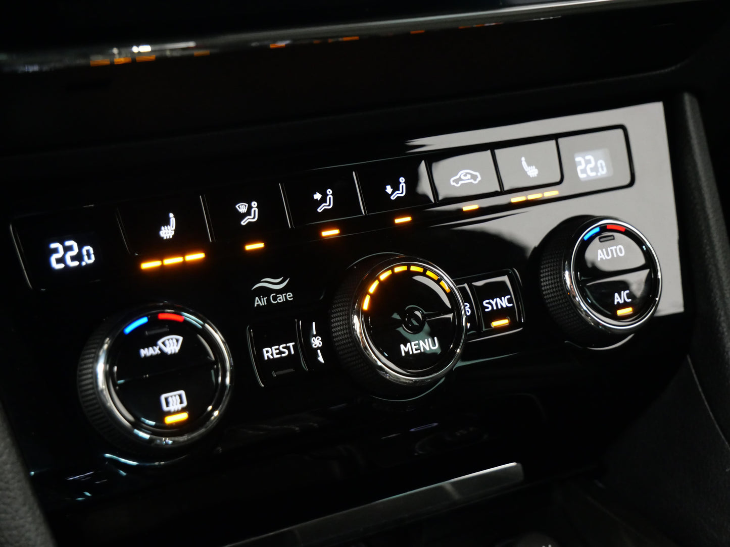 Škoda Superb 2.0 TDI 147 kW 4x4 SportLine
