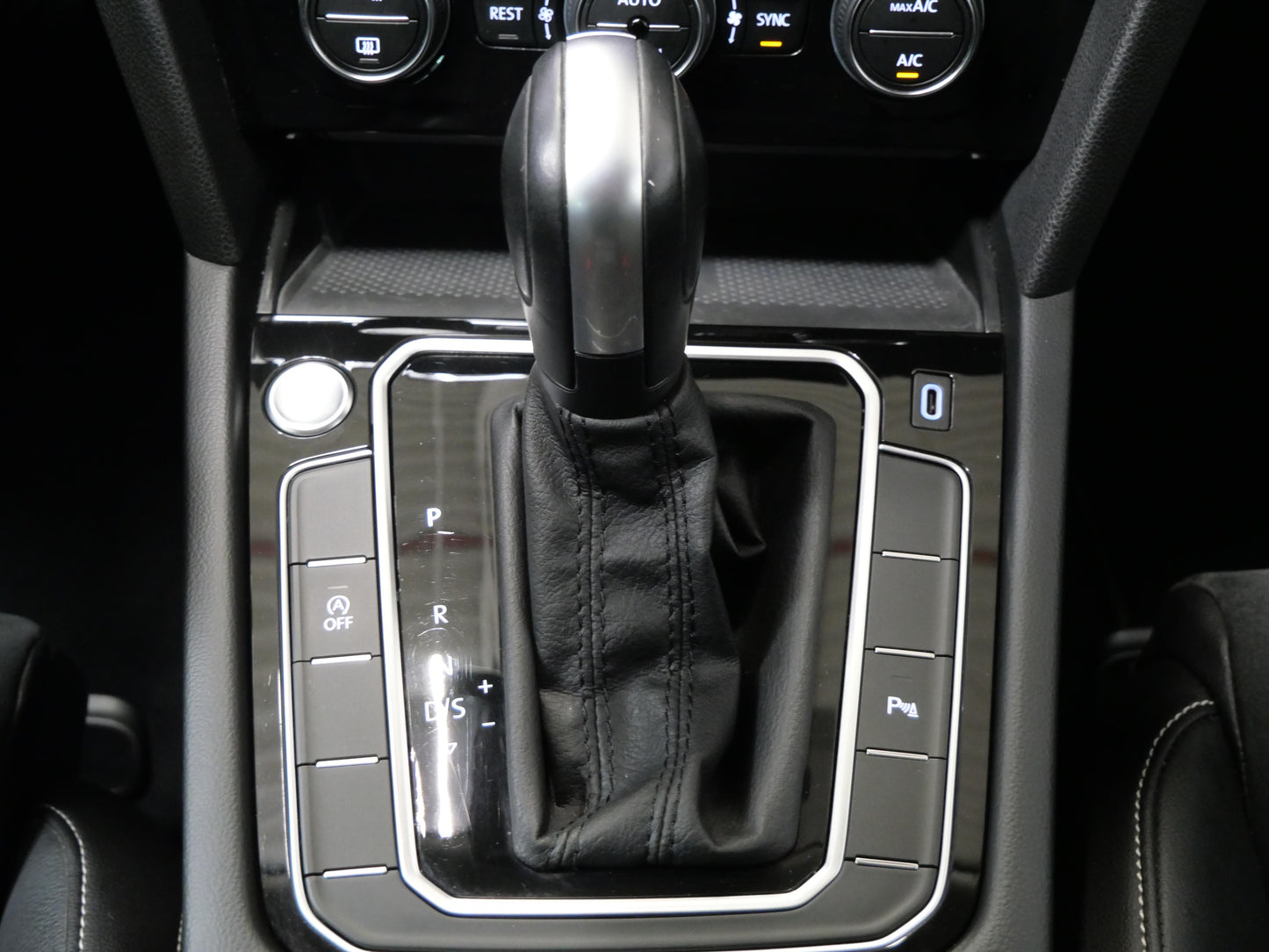 Volkswagen Passat 2.0 TDI 110 kW Elegance