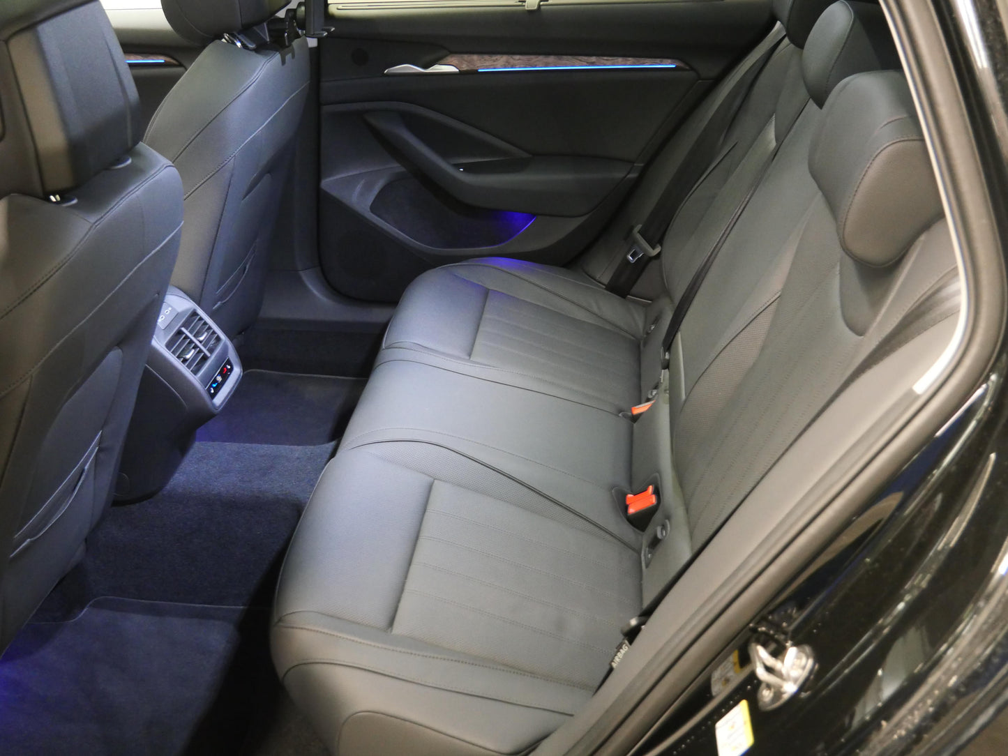 Škoda Superb 2.0 TDI 142 kW L&K