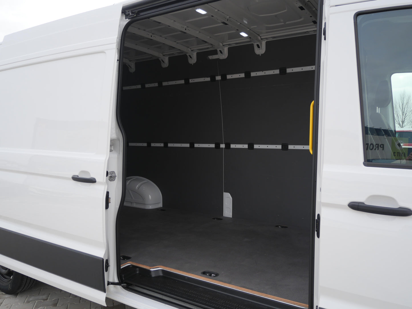 Volkswagen Crafter 2.0 TDI 103 kW L3H3