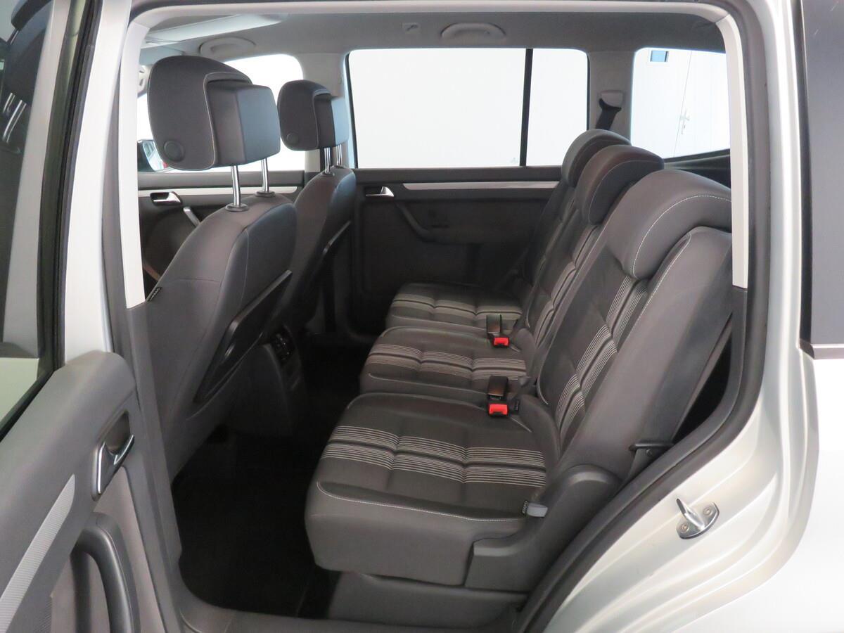 Volkswagen Touran 2.0 TDi 103 kW MATCH