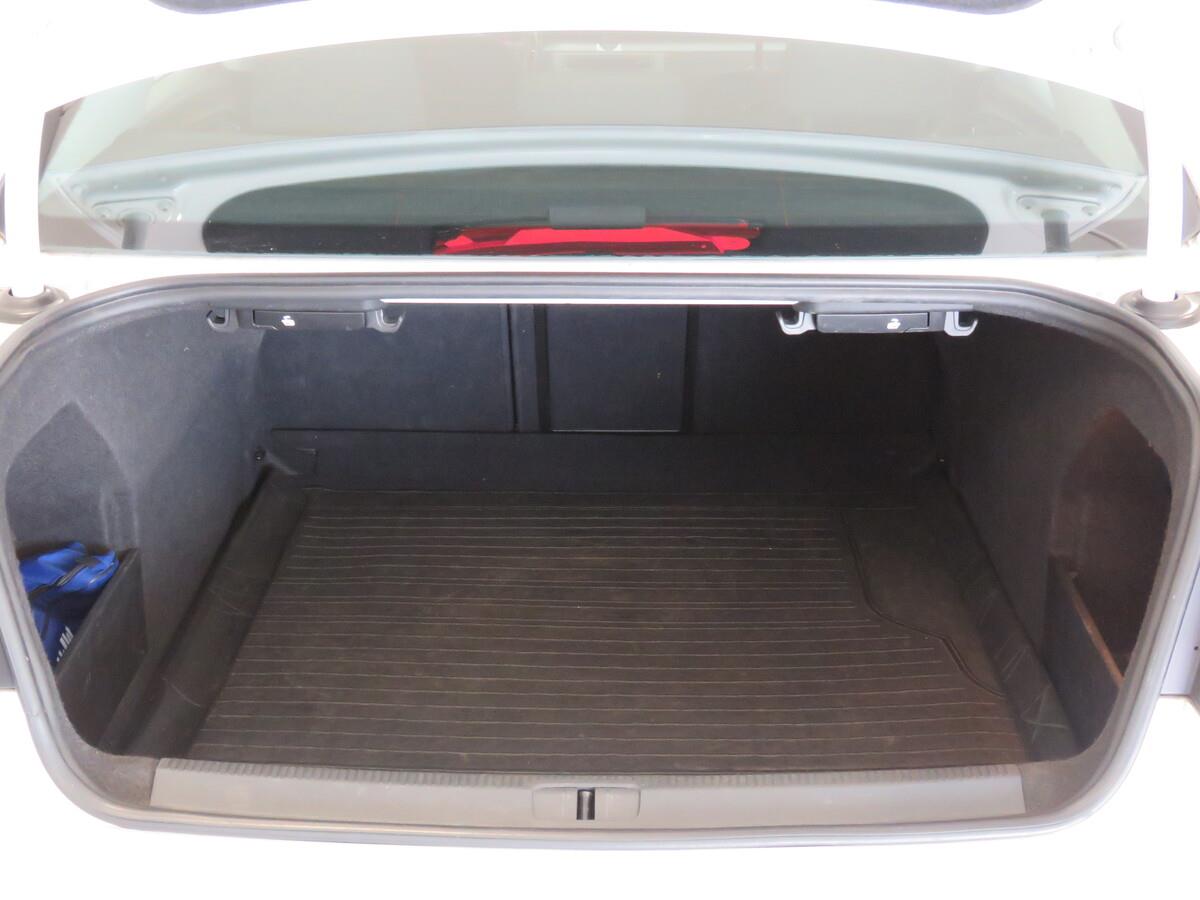 Volkswagen Passat 2.0 TDI 130 kW Comfortline
