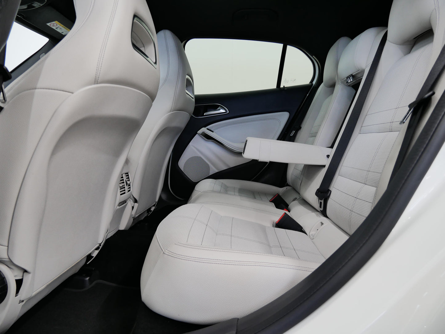 Mercedes-Benz GLA 200d 100 kW 4MATIC Urban