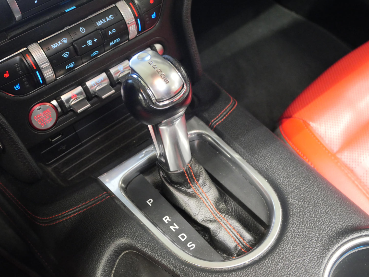 Ford Mustang 5.0 V8 GT 331 kW
