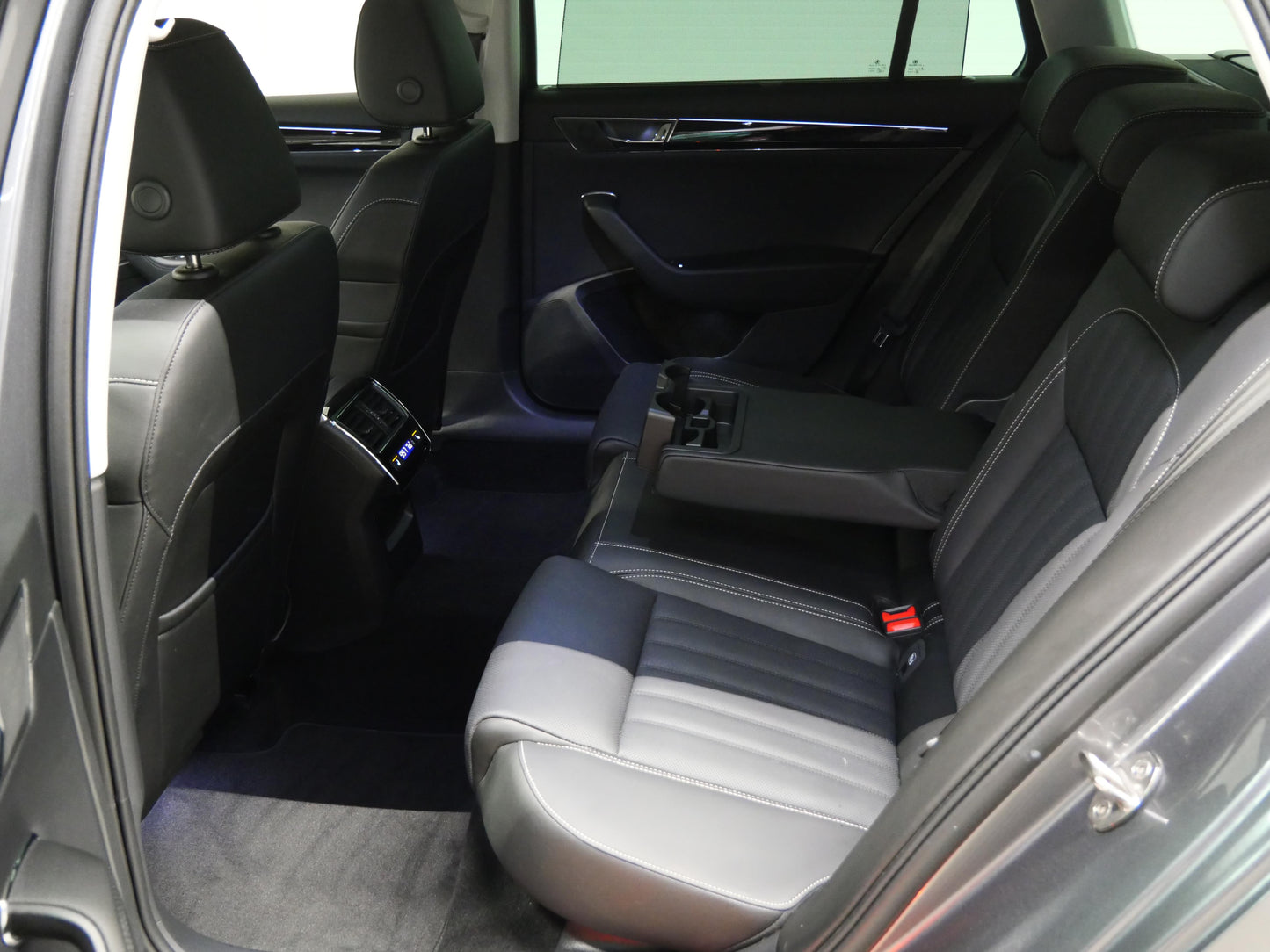 ŠKODA Superb 2.0 TDI 147 kW L&K