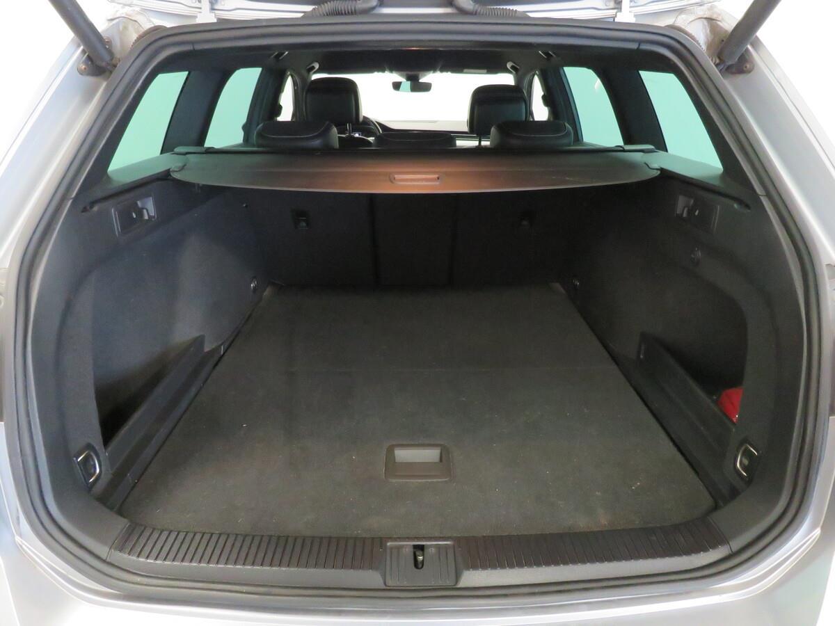 Volkswagen Passat 2.0 TDI 140 kW R-line