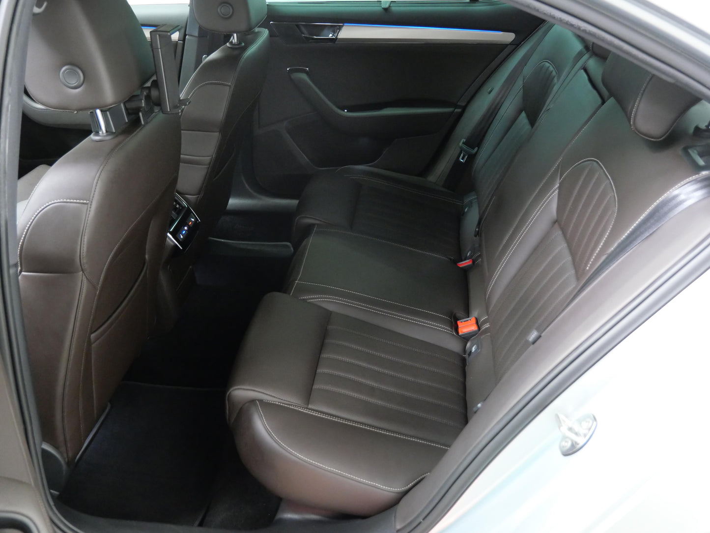 Škoda Superb 2.0 TDI 140 kW 4x4 L&K