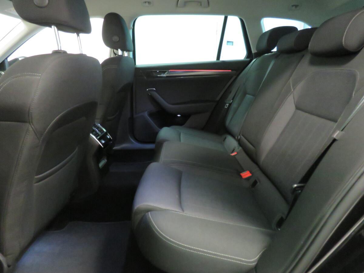 Škoda Superb 2.0 TDI 140 kW Style