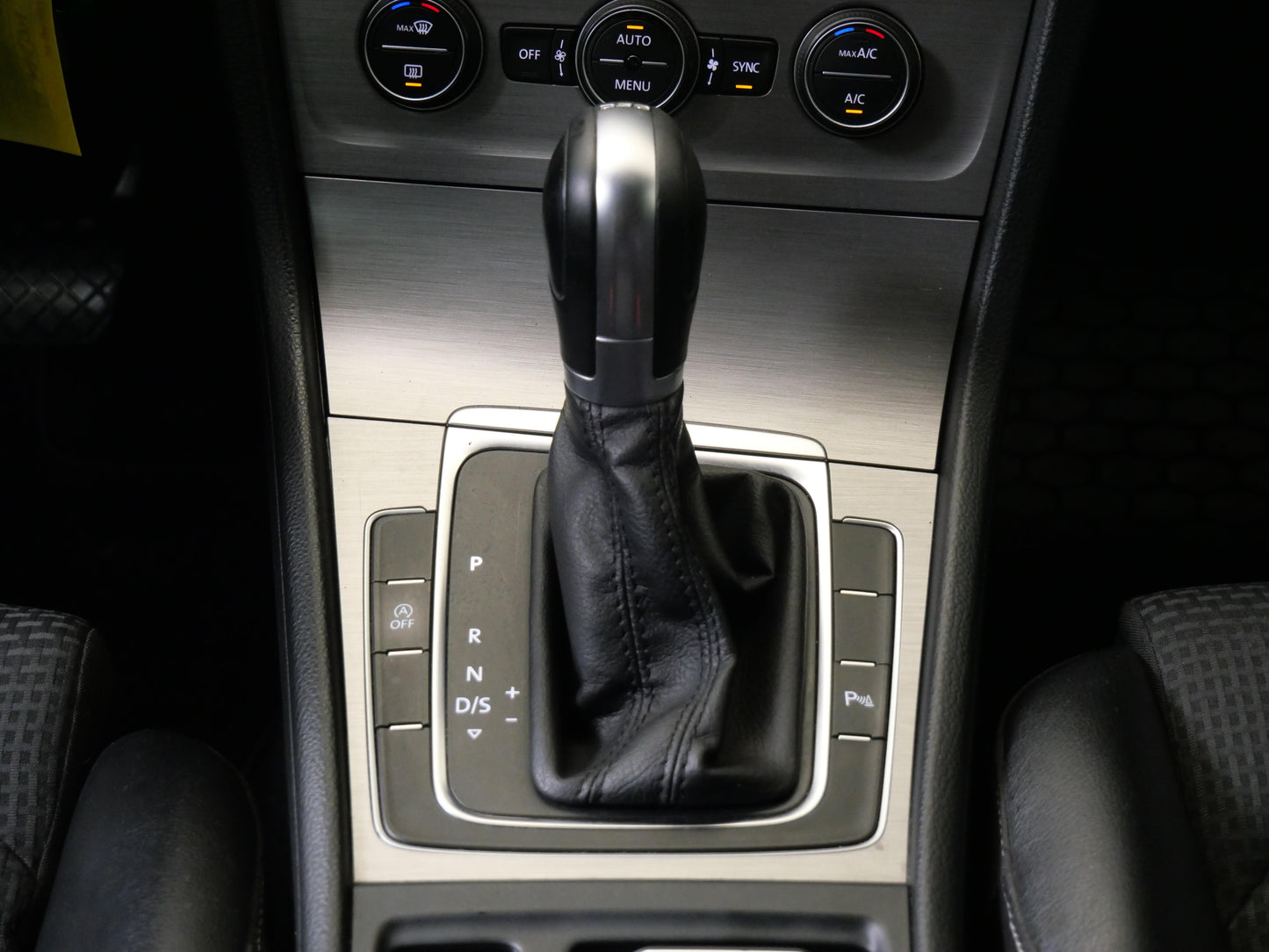 Volkswagen Golf 2.0 TDI 110 kW DSG Highline