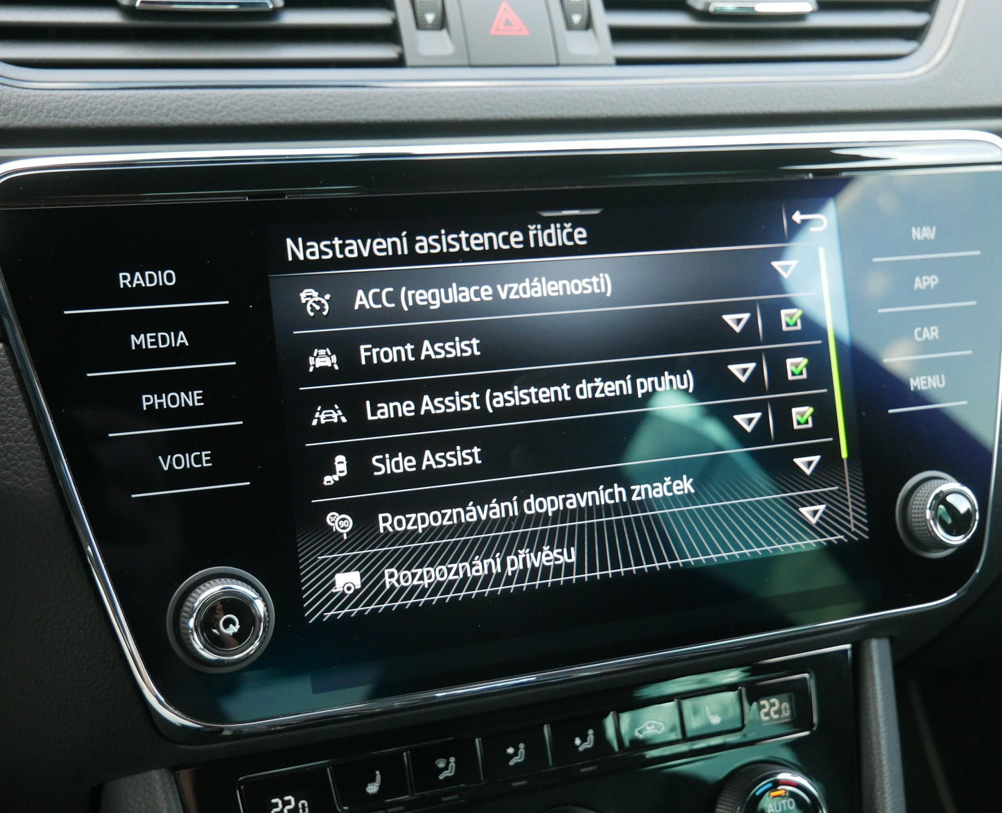 Škoda Superb 2.0 TDI 110 kW Sportline