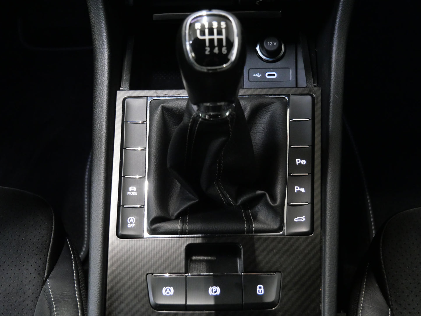 Škoda Superb 2.0 TDI 110 kW SportLine