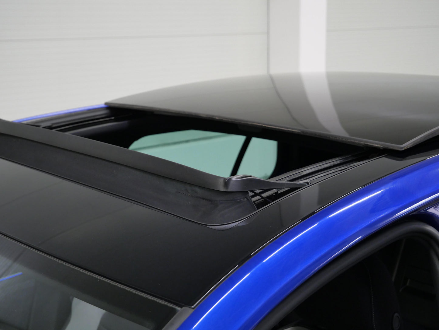 Volkswagen Golf 2.0 TSI R 221 kW 4Motion