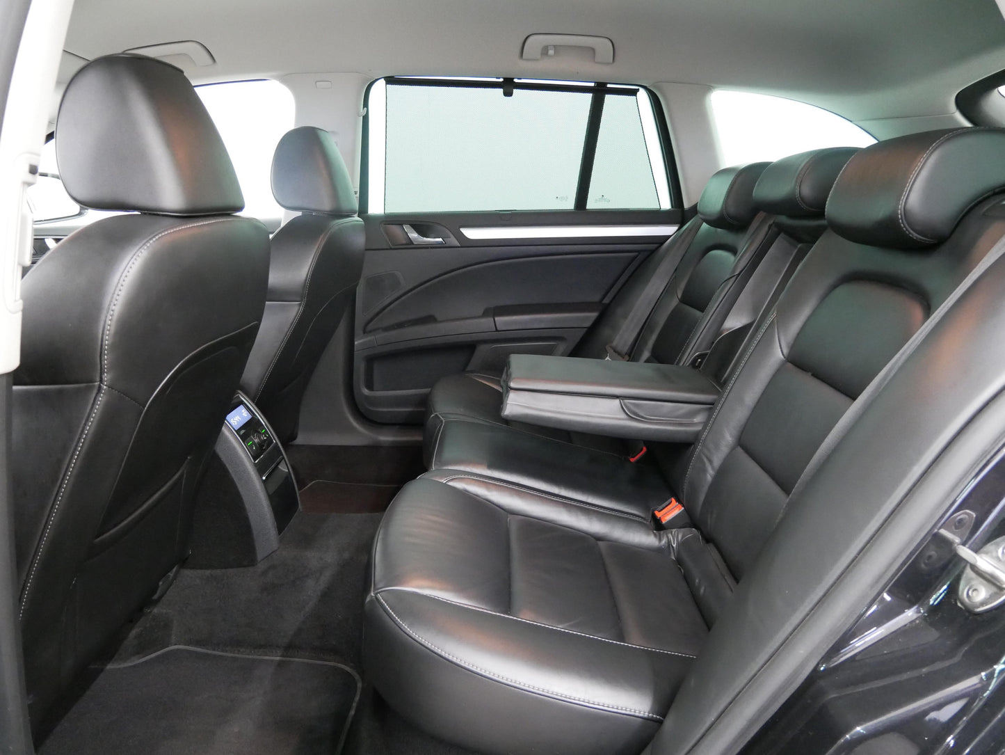 Škoda Superb 1.6 TDI 77 kW Elegance