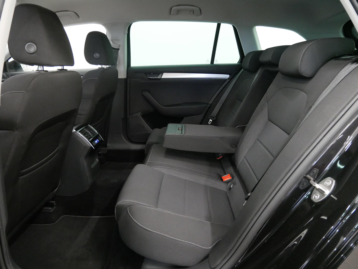 Škoda Superb 2.0 TDI 140 kW Ambition