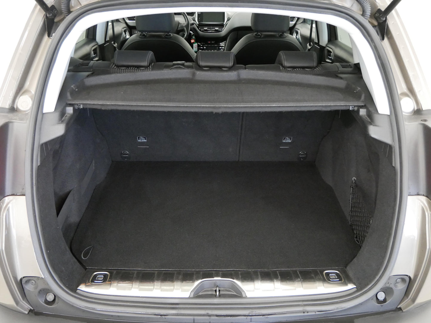 Peugeot 2008 1.2 VTI 60 kW Allure