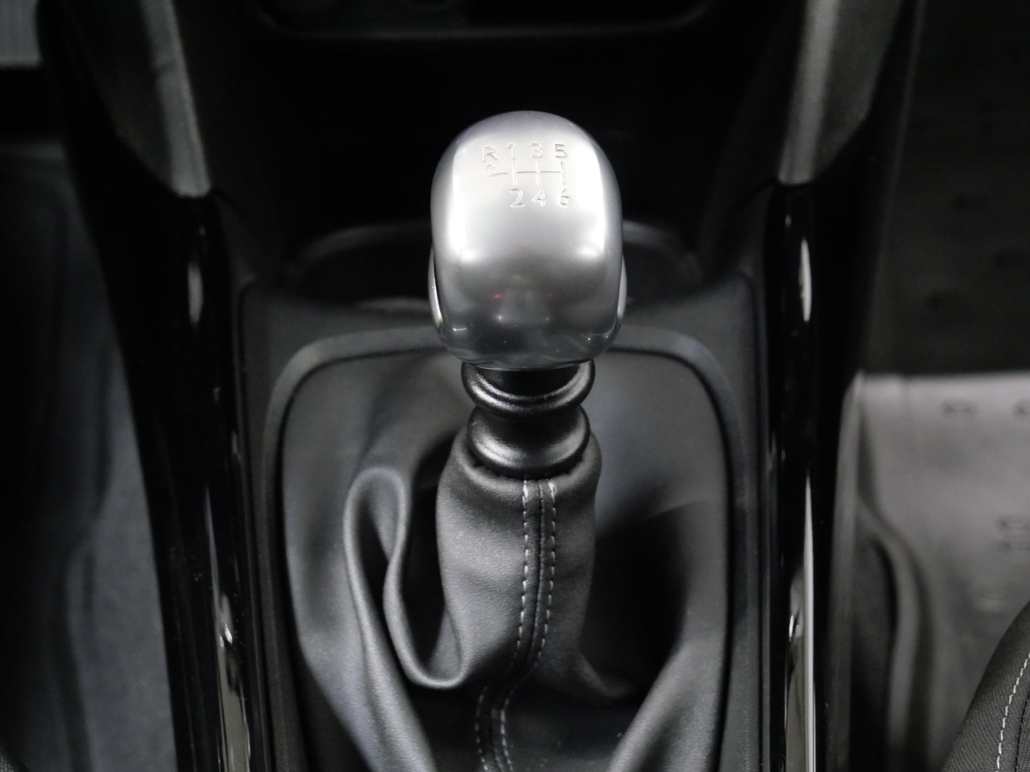 Peugeot 2008 1.2 PureTech 81 kW Active