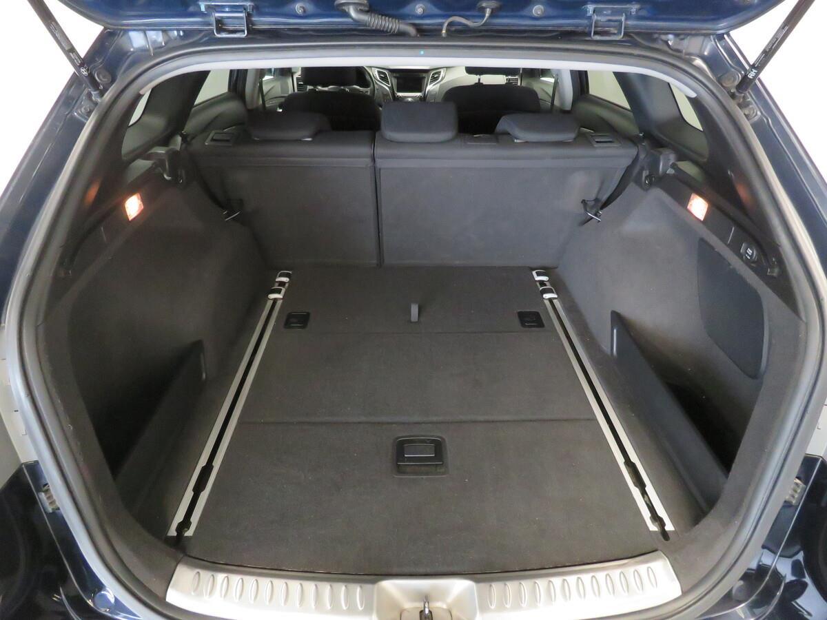 Hyundai i40 1.7 CRDI 100 kW Experience