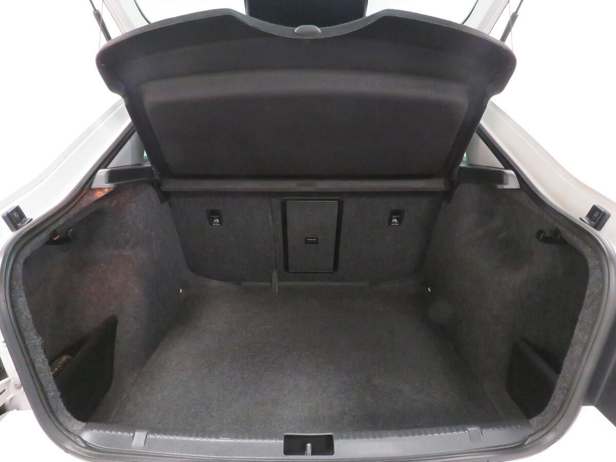 Škoda Rapid 1.6 TDI 66 kW Elegance Plus