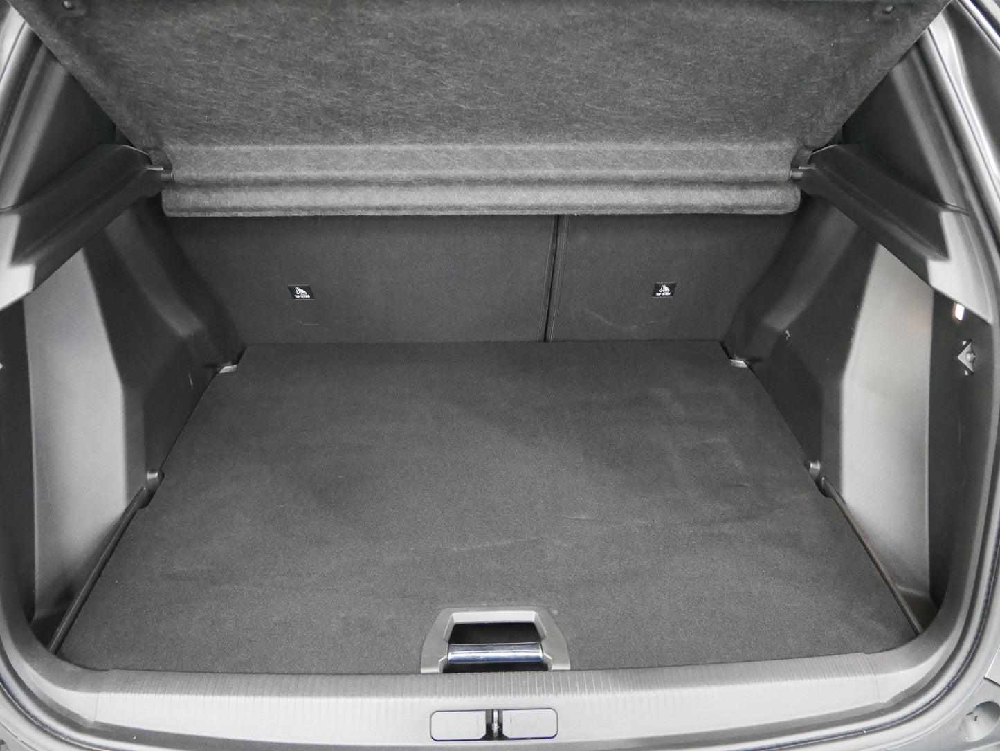 Peugeot 2008 1.2 PureTech 74 kW Allure